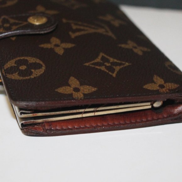 Authentic Louis Vuitton Kiss-lock French Compact Wallet Clutch - Picture 3 of 16